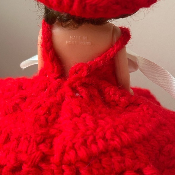 4/$100 Barbie Red Crochet Doll Dress with Hat bathroom toilet paper cover 😎 - Picture 6 of 6